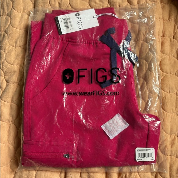 Figs High Waisted Yola Skinny Scrub Pants - Picture 1 of 10